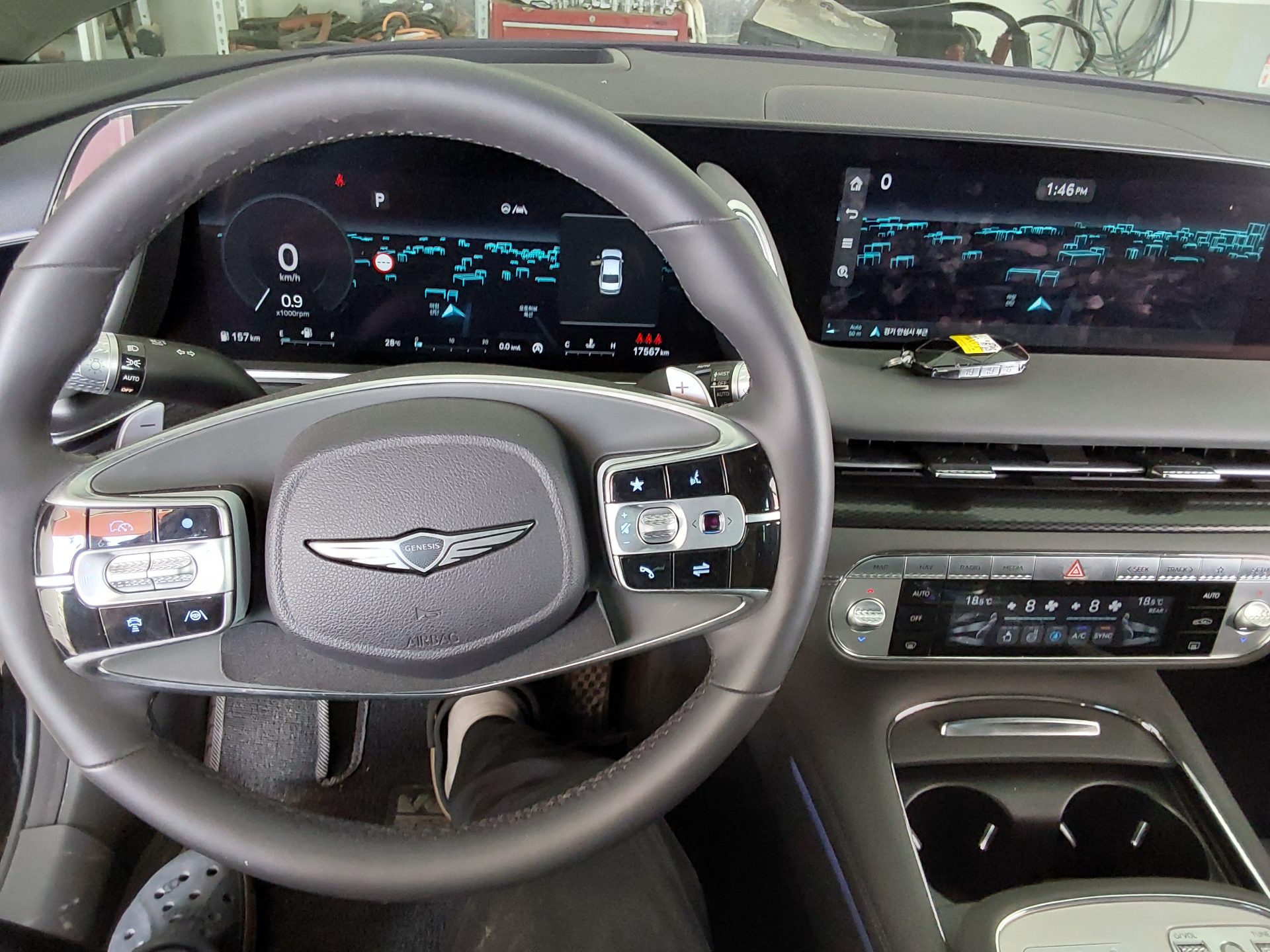 2023 - genesis g90