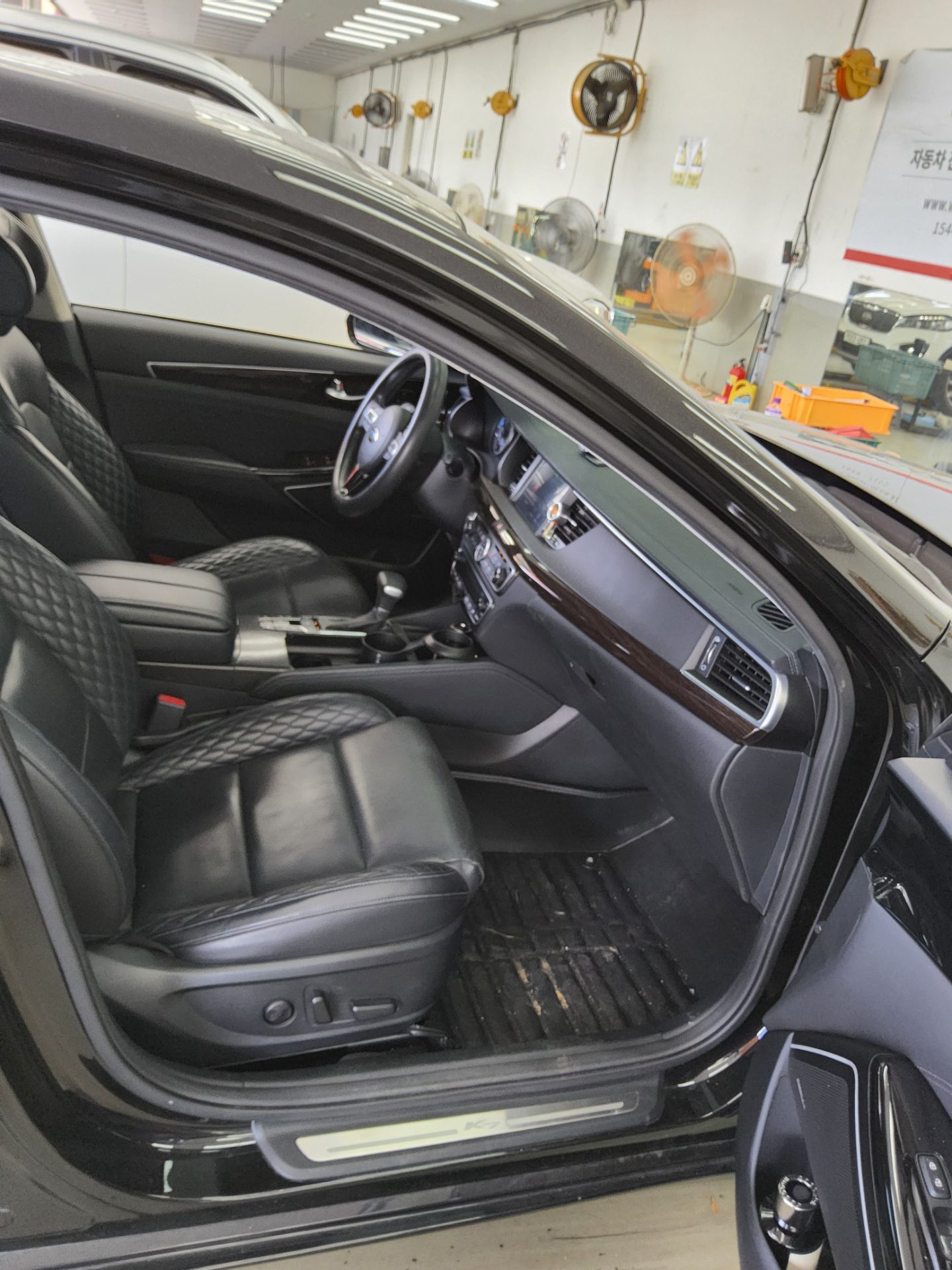 2017 - kia k7