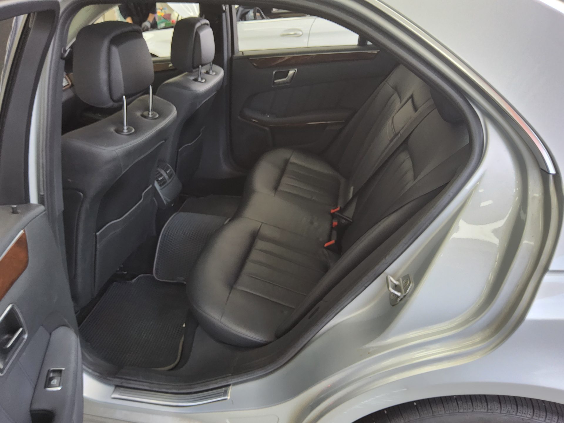 2012 - mercedes-benz e300