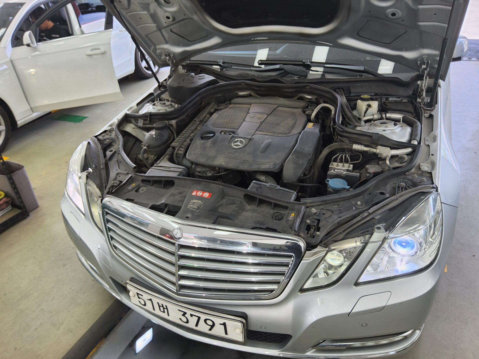 2012 - mercedes-benz e300