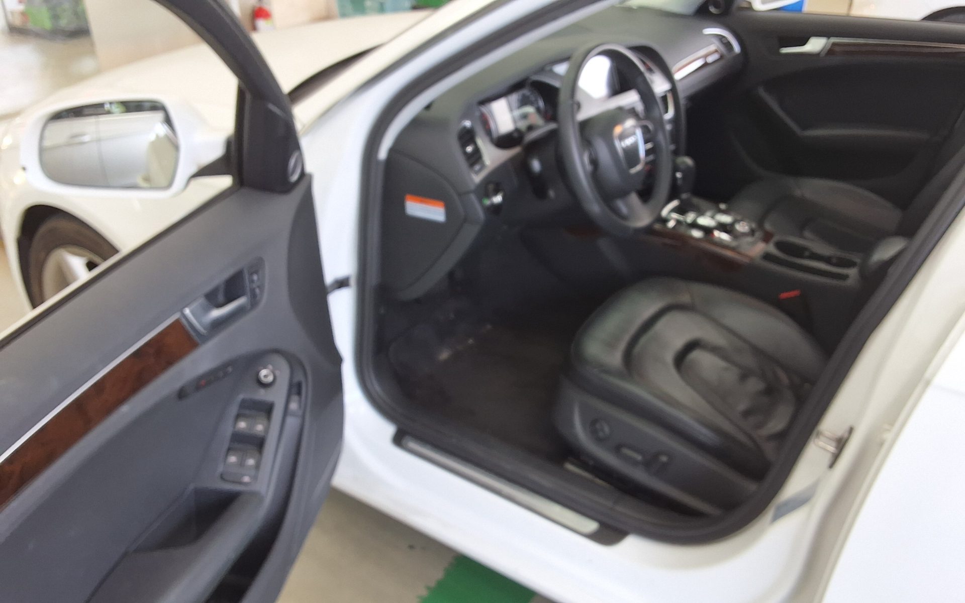 2011 - audi a4