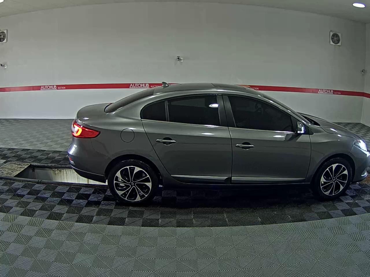 2016 - renault sm3