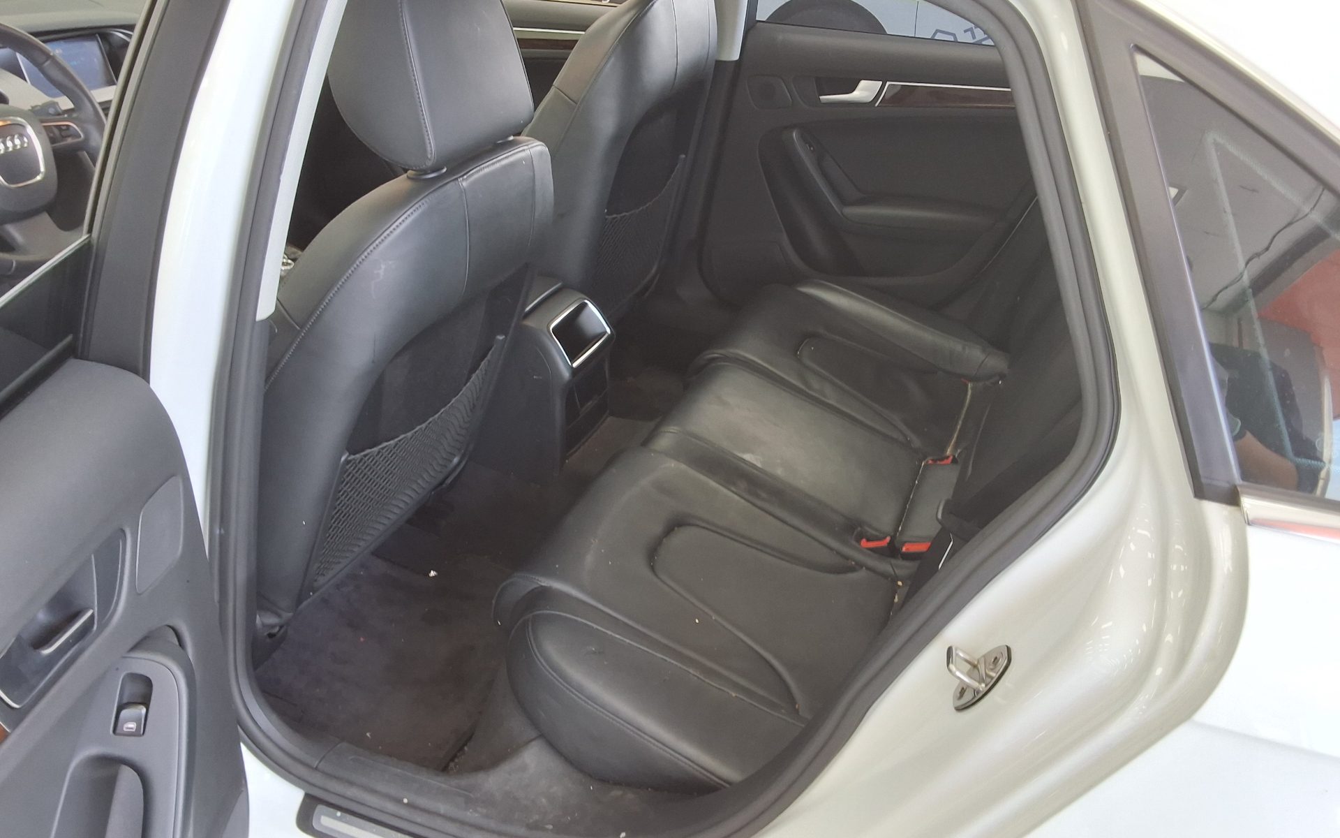 2011 - audi a4