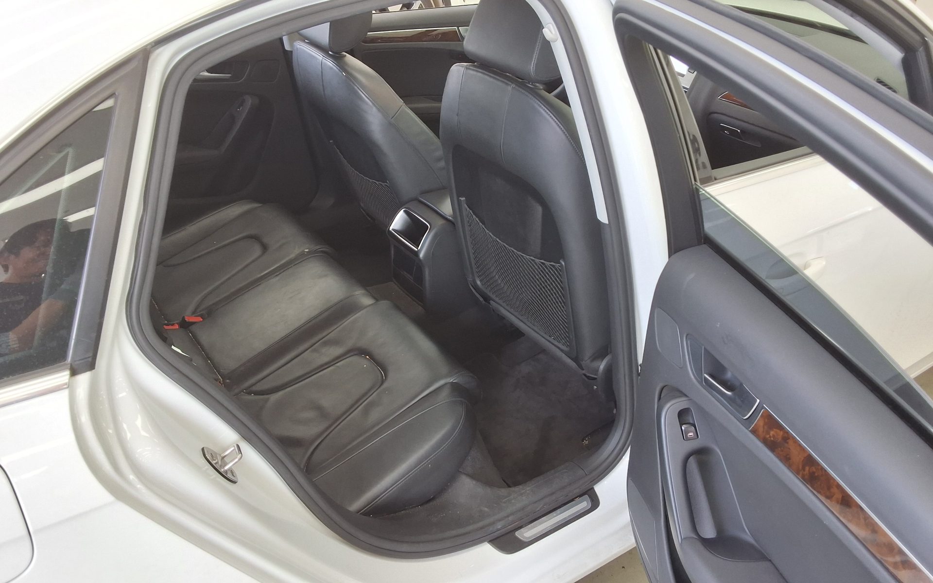 2011 - audi a4