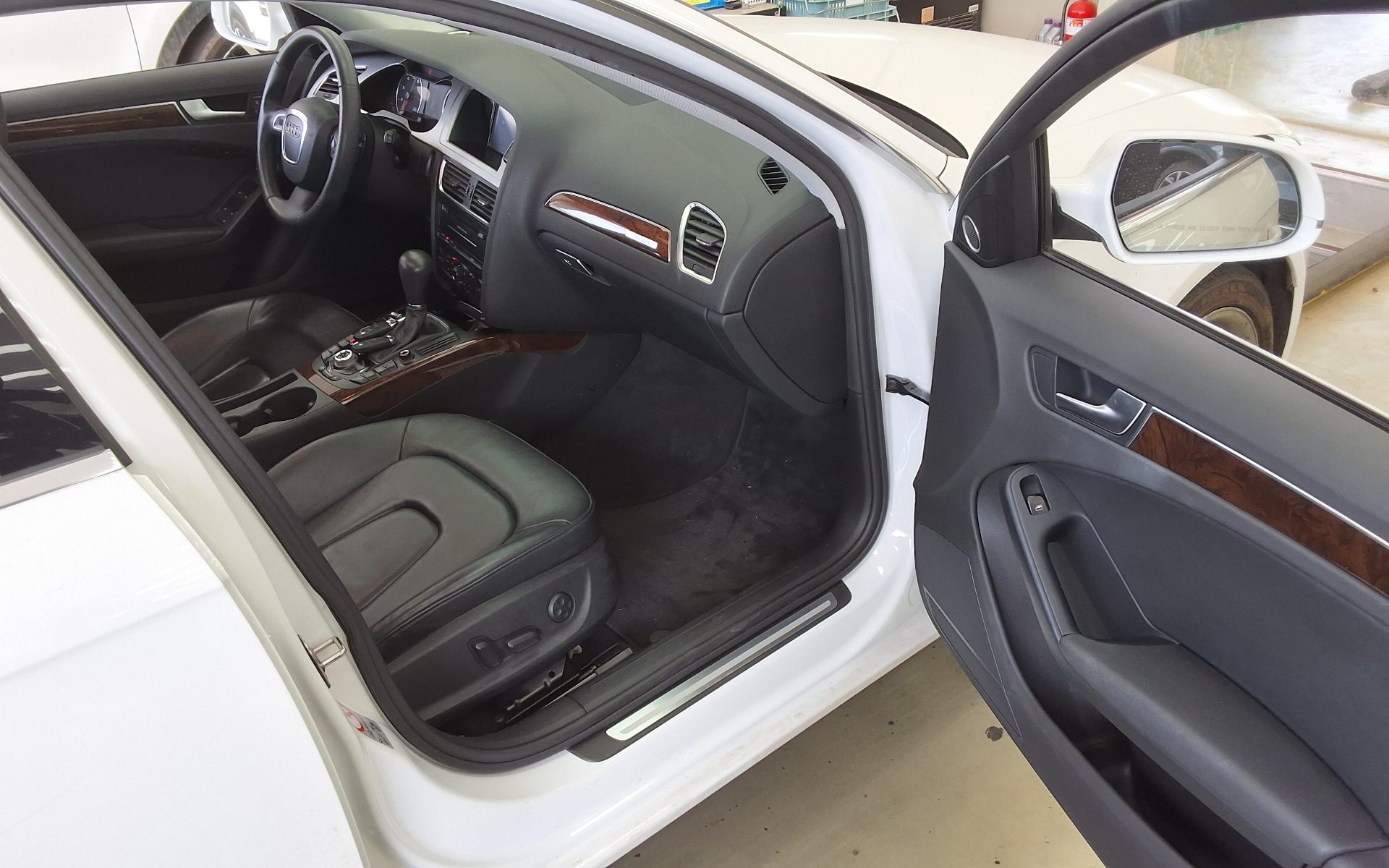 2011 - audi a4