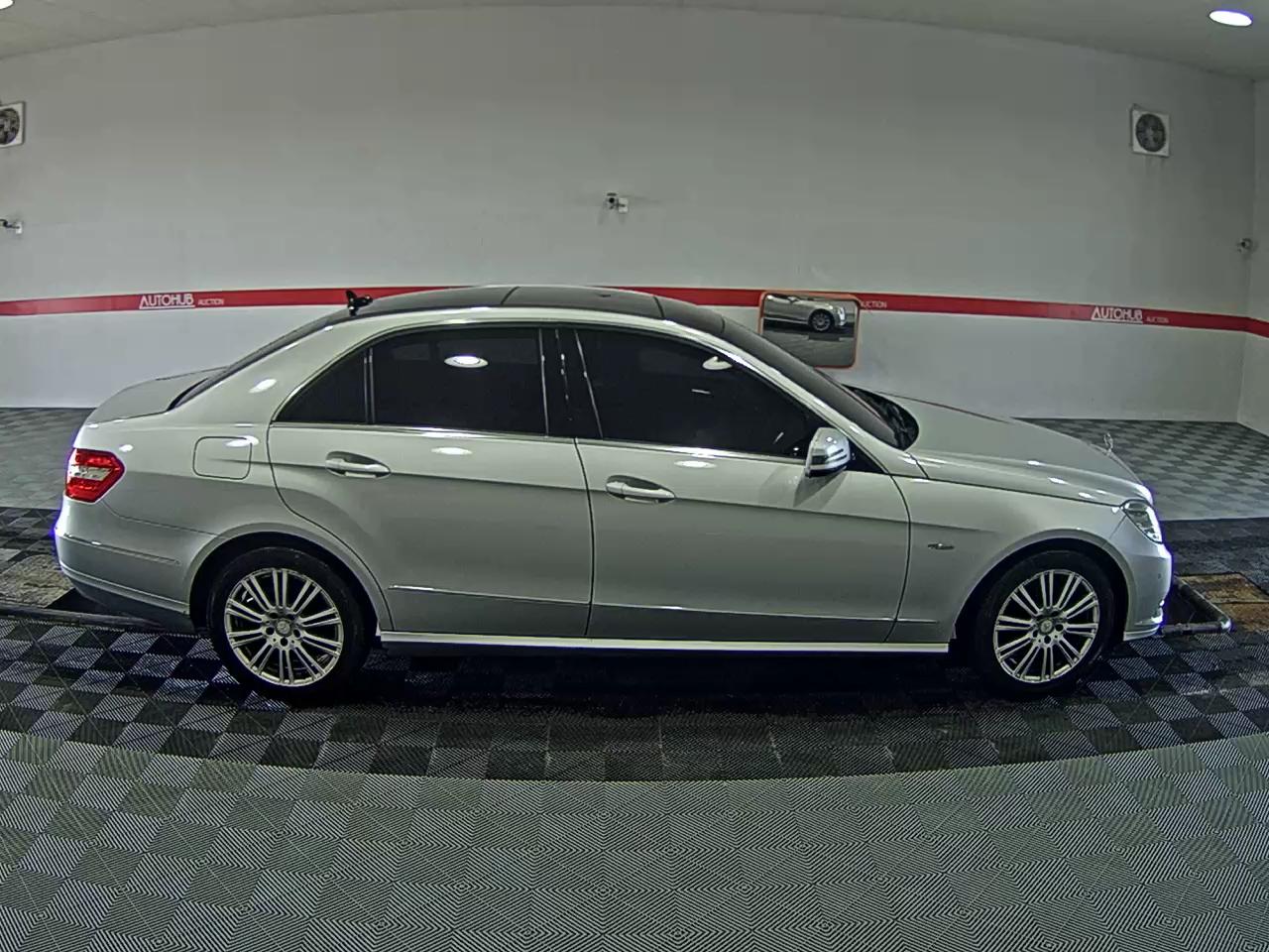 2012 - mercedes-benz e300
