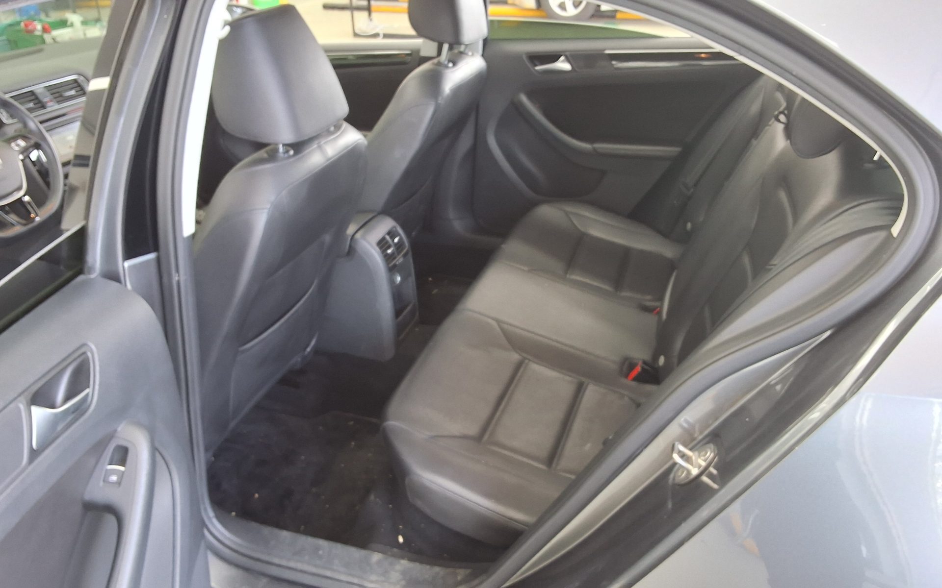 2016 - volkswagen jetta