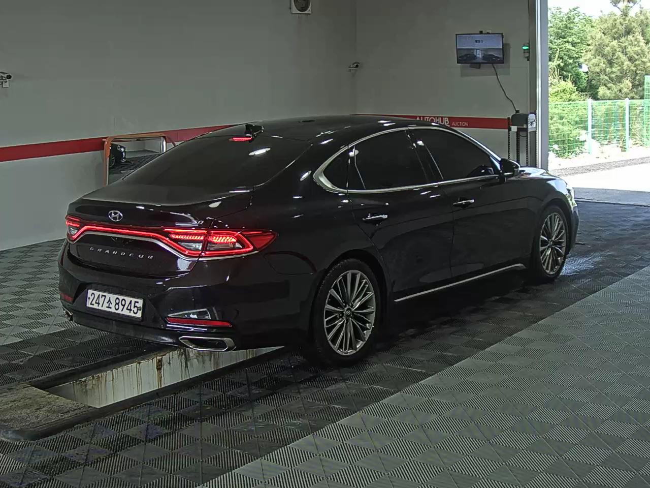2017 - hyundai grandeur