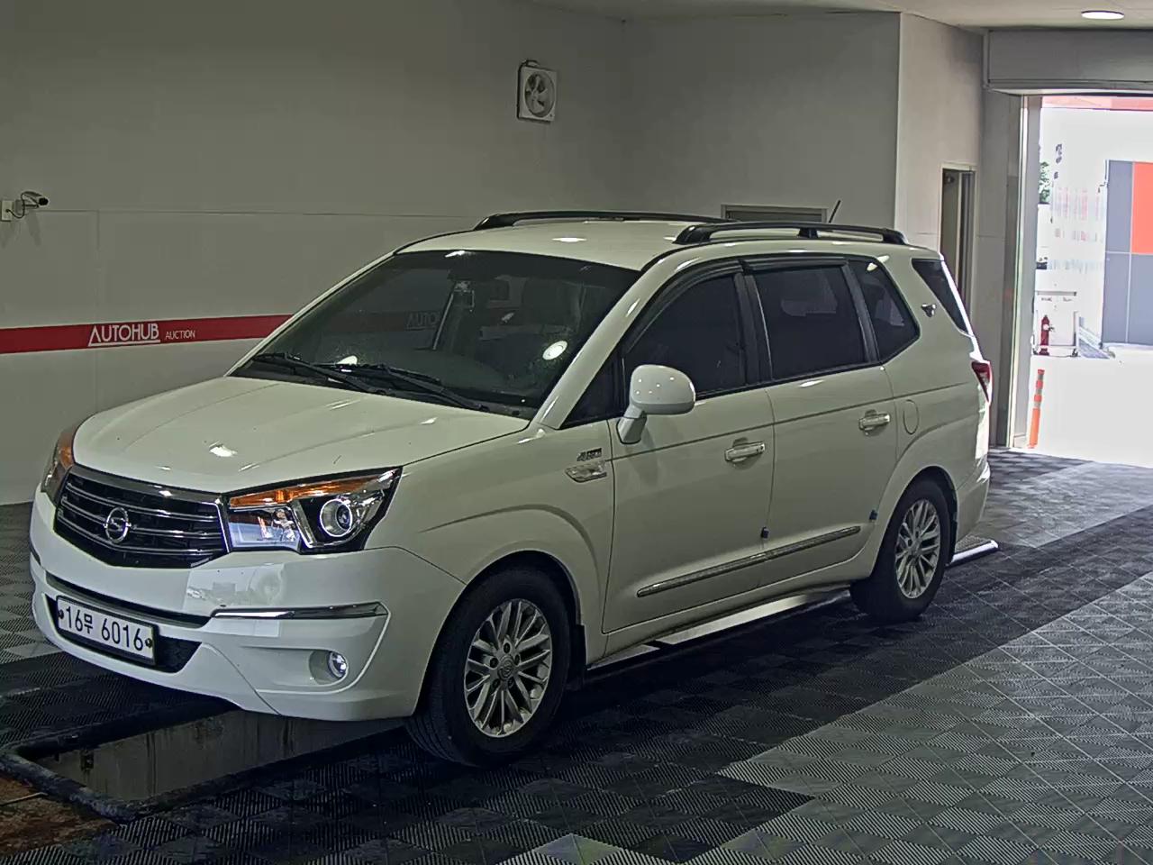 KG Mobility Korando Turismo