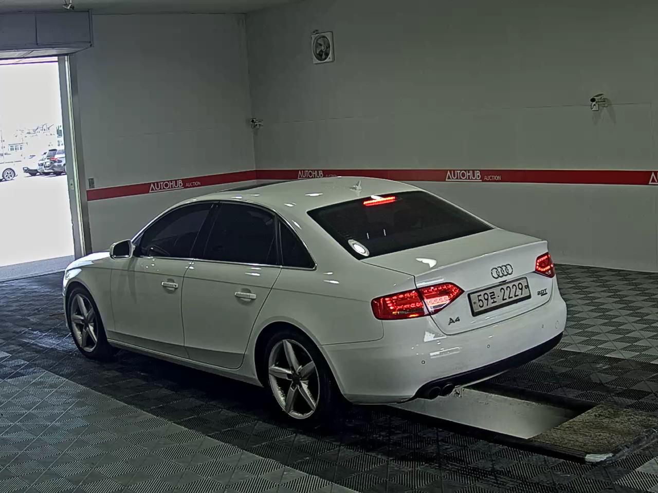 2011 - audi a4
