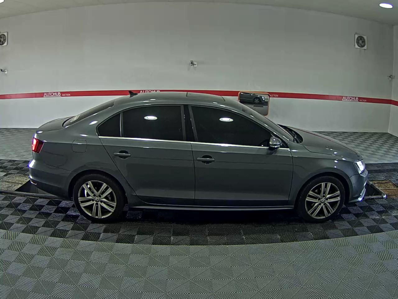2016 - volkswagen jetta