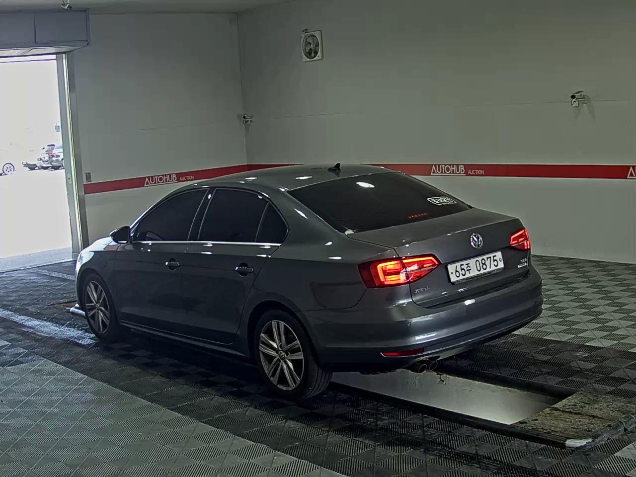 2016 - volkswagen jetta