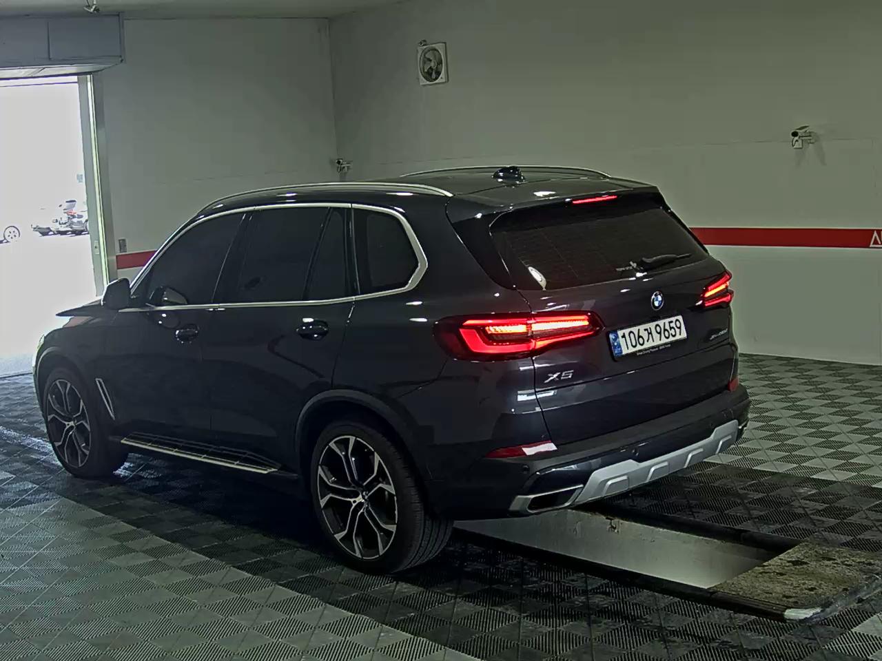 2022 - bmw x5
