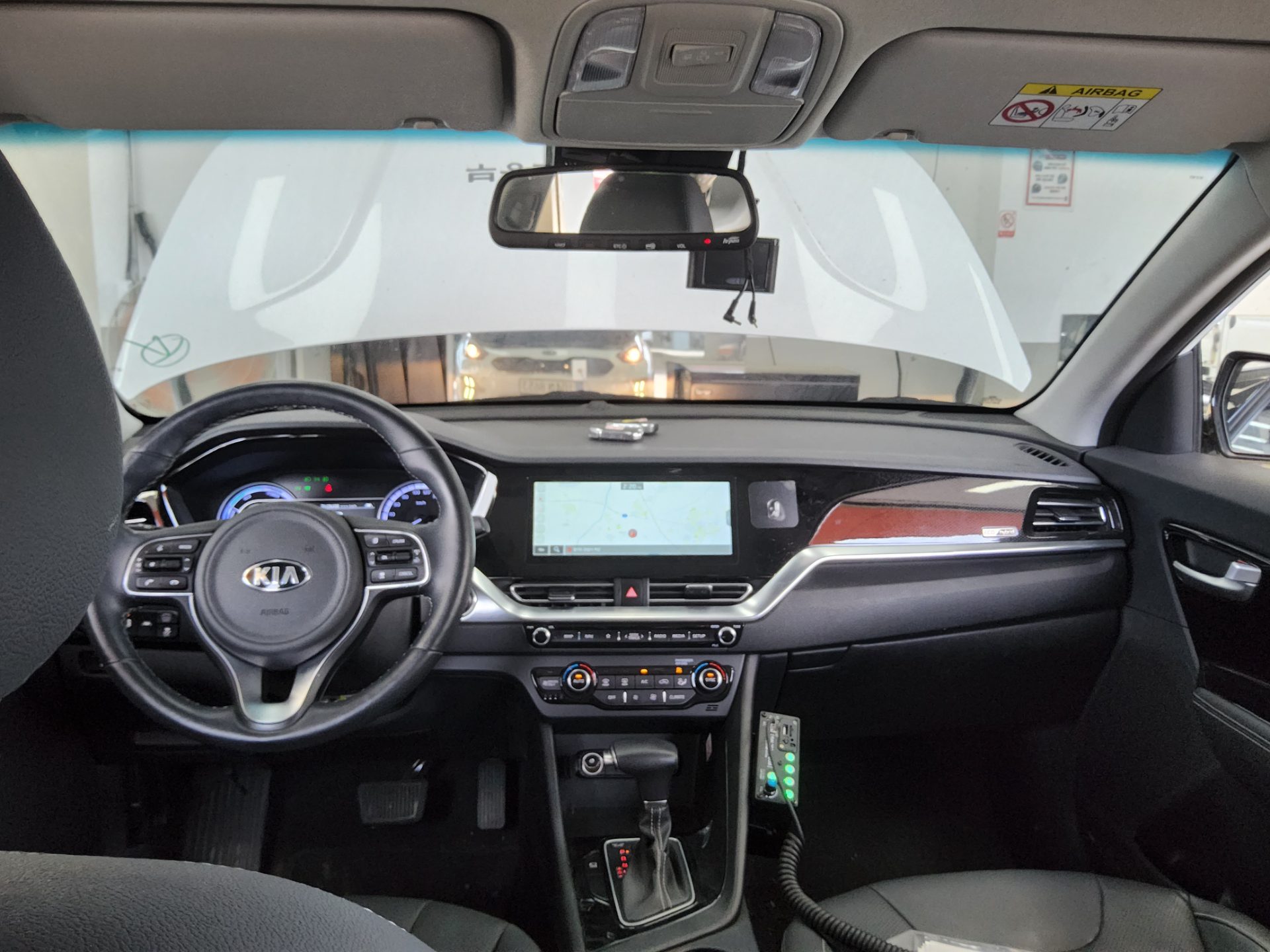 2021 - kia niro