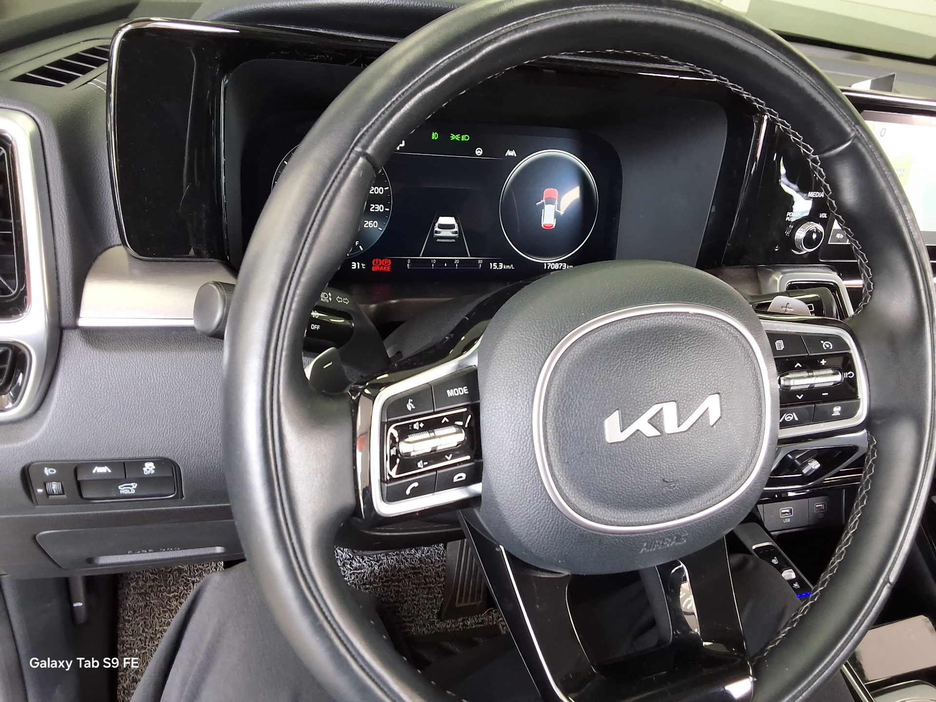2023 - kia sorento
