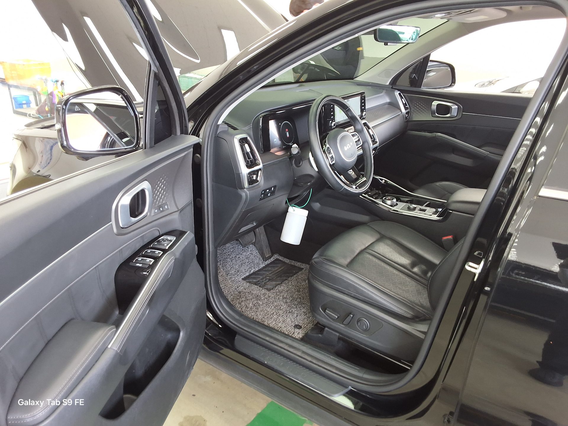 2023 - kia sorento
