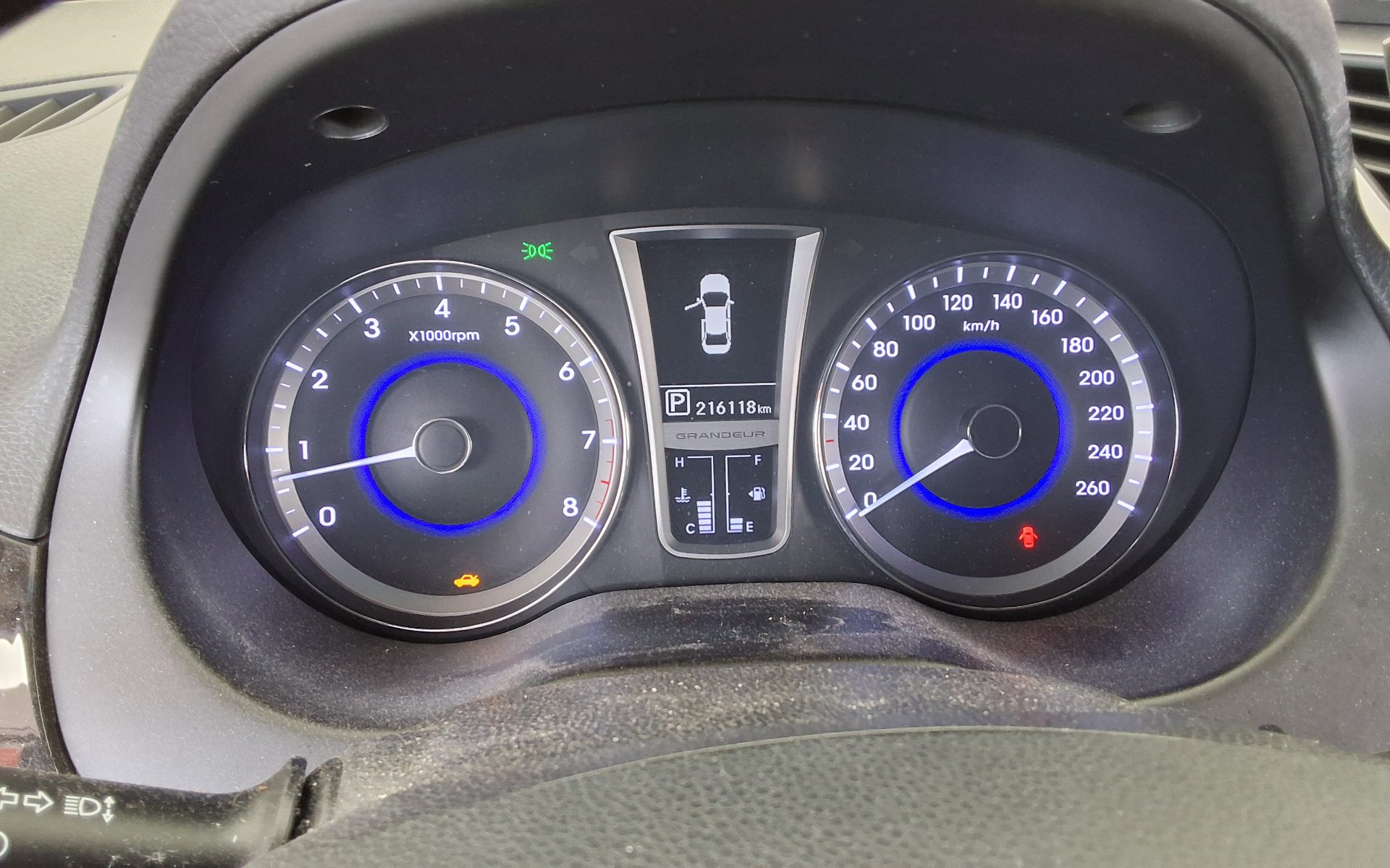 2013 - hyundai grandeur