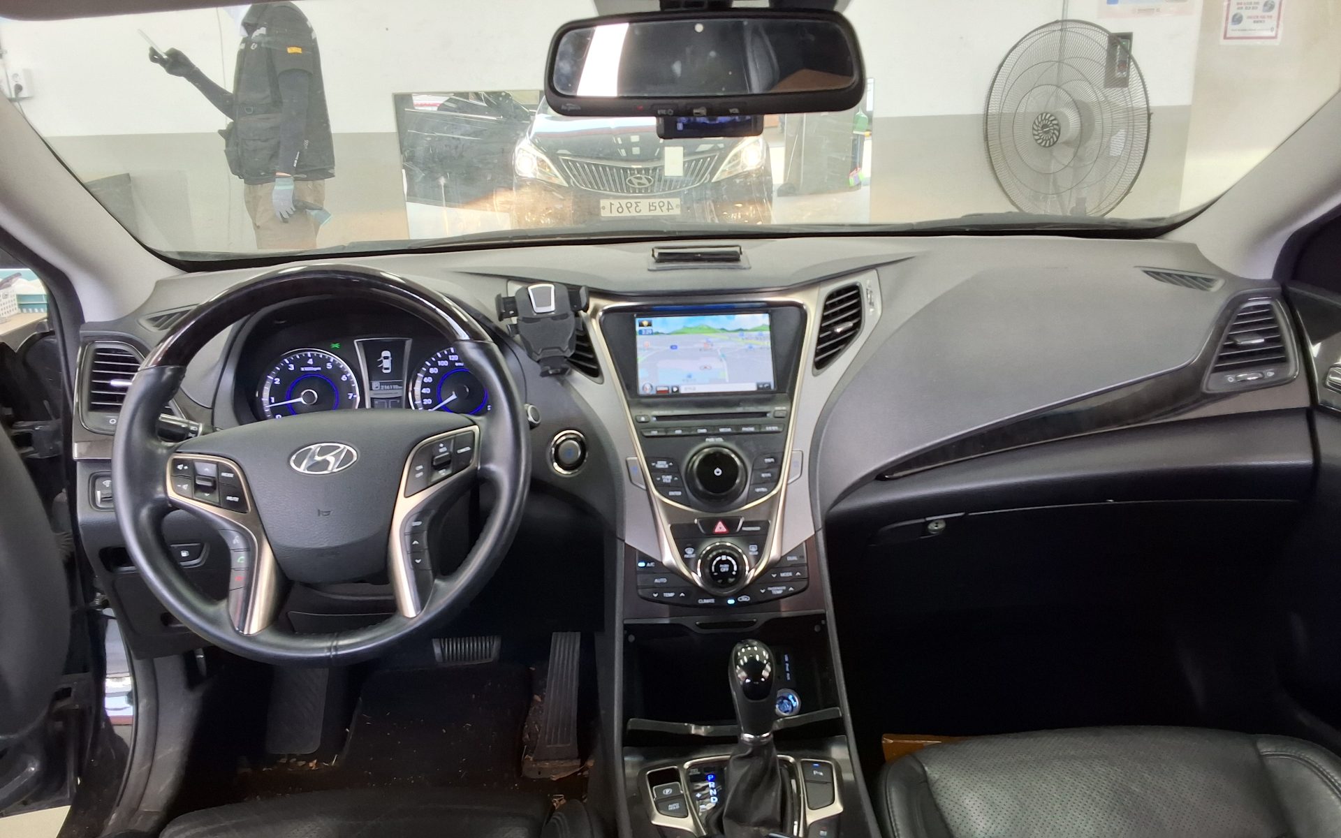2013 - hyundai grandeur