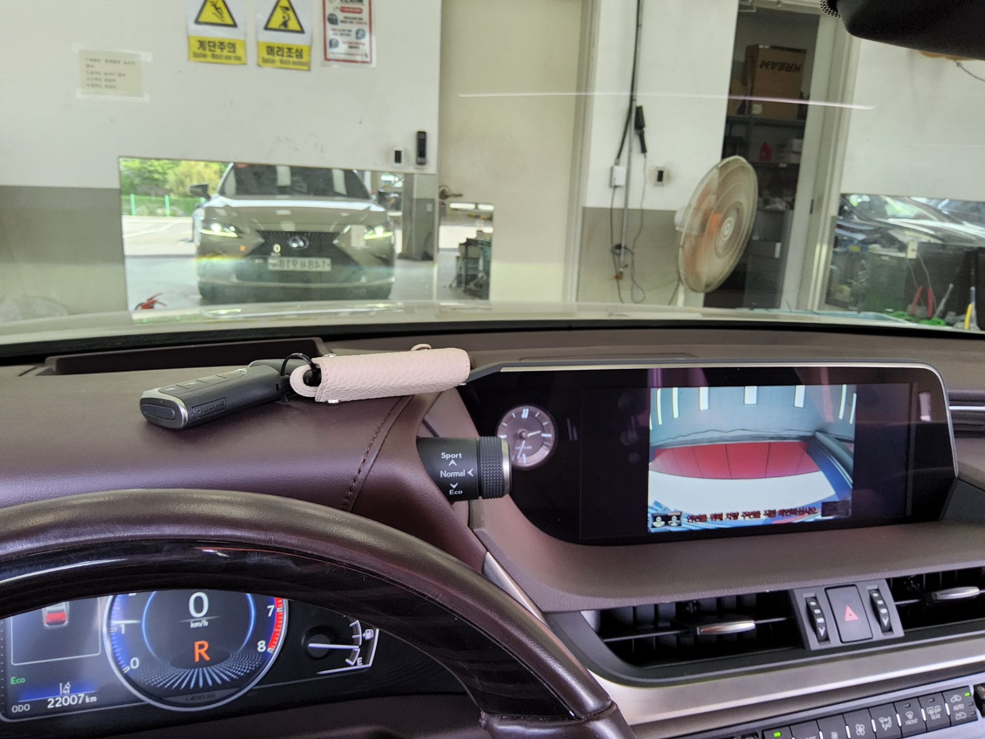 LEXUS ES - 16
