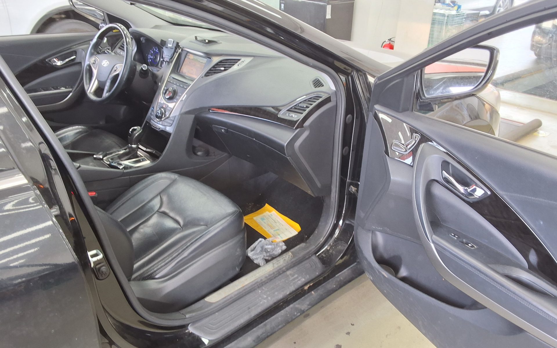 2013 - hyundai grandeur