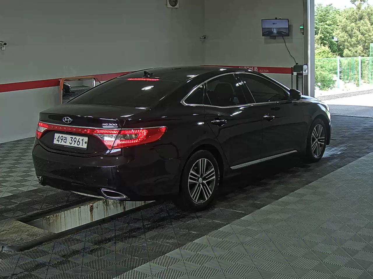 2013 - hyundai grandeur