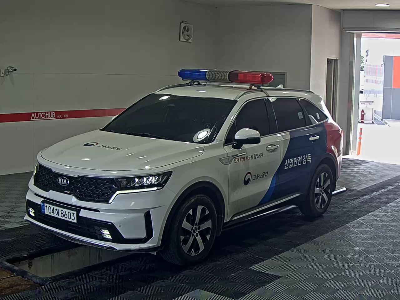 KIA SORENTO (MQ4)