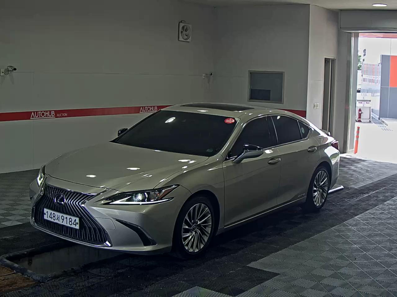 LEXUS ES