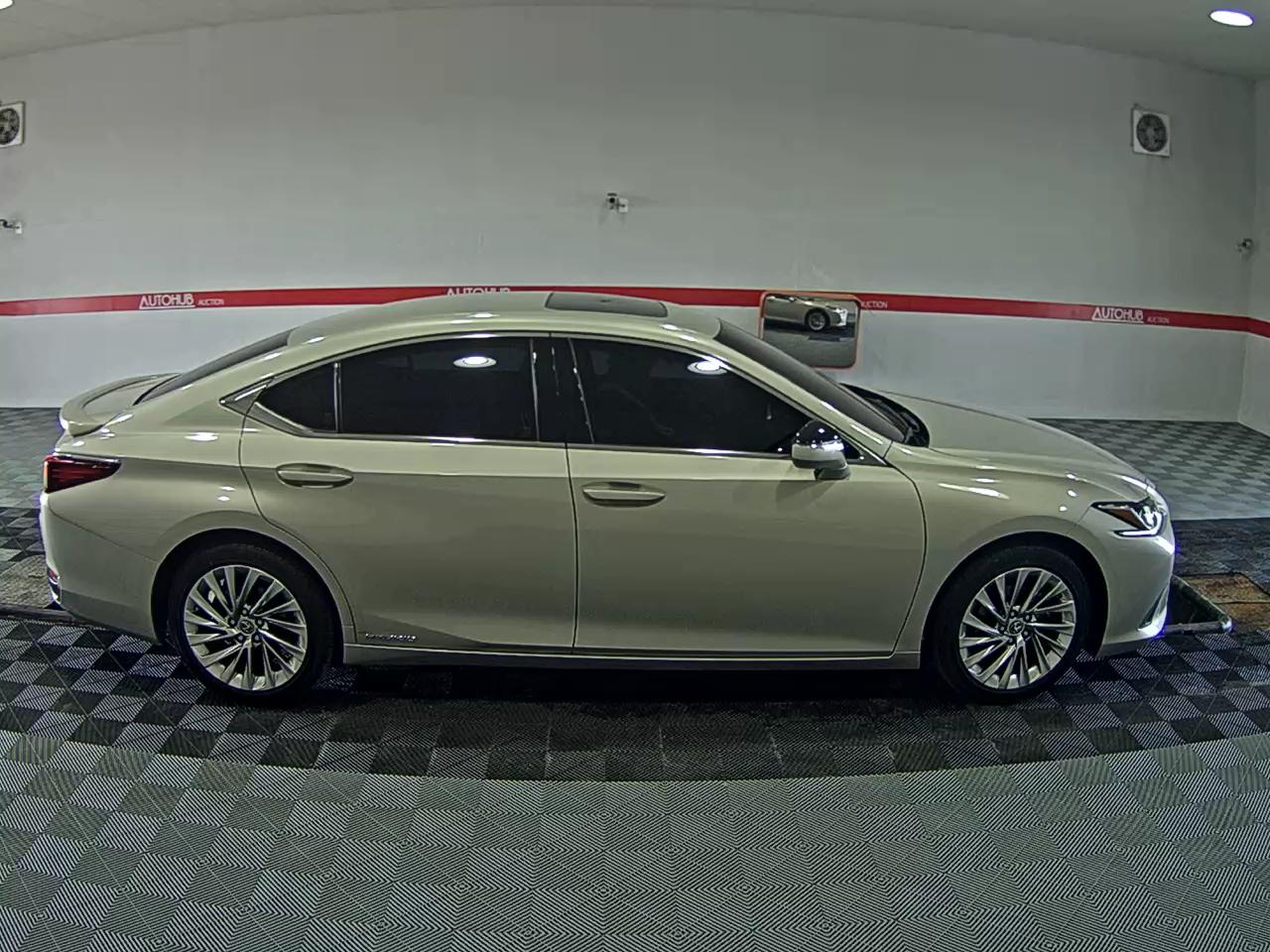 LEXUS ES - 3