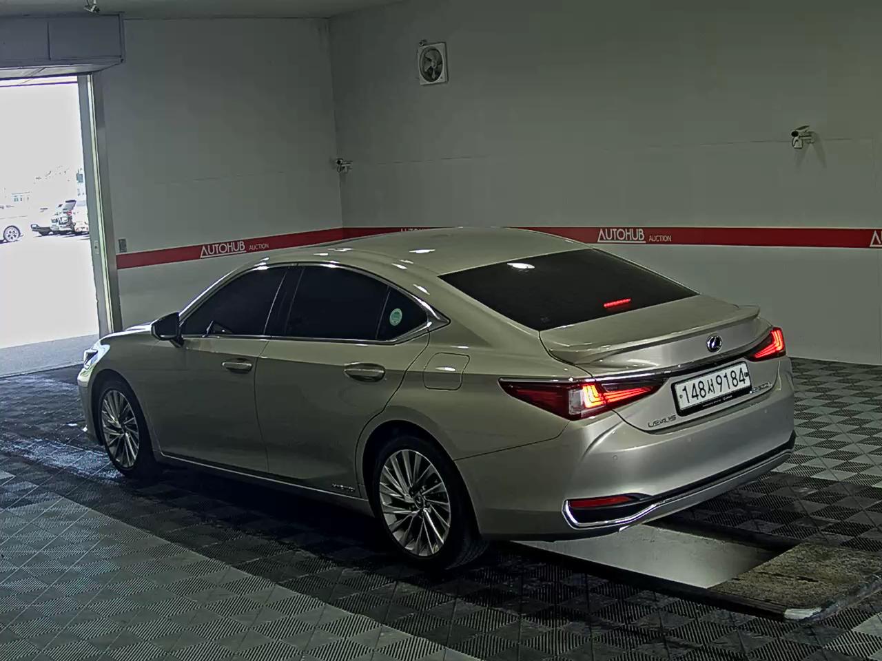 LEXUS ES - 5