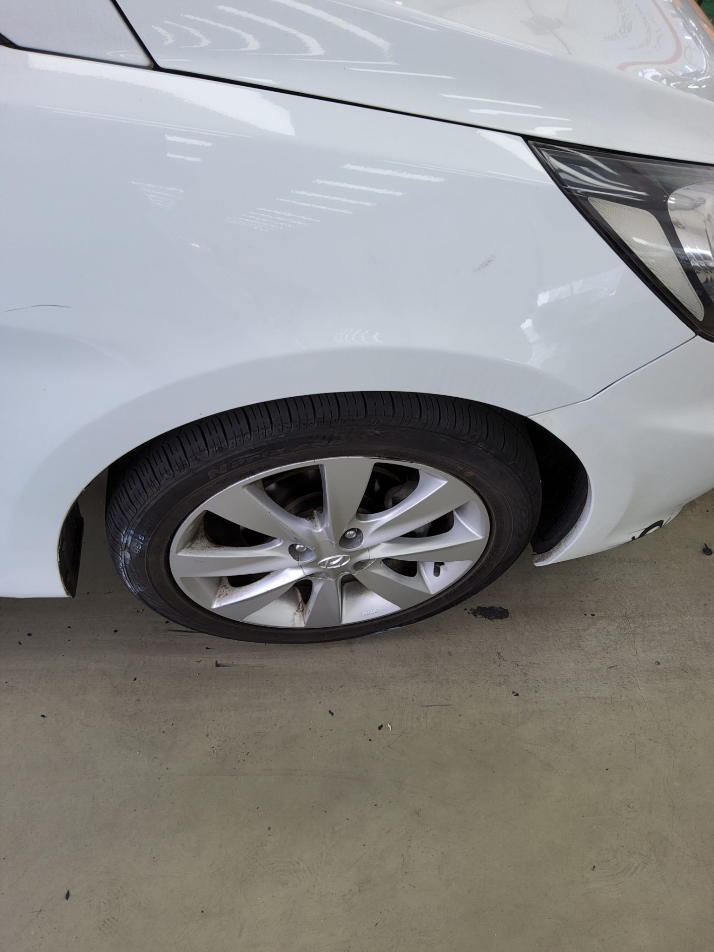 2012 - hyundai accent