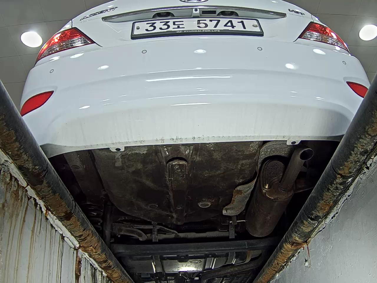 2012 - hyundai accent