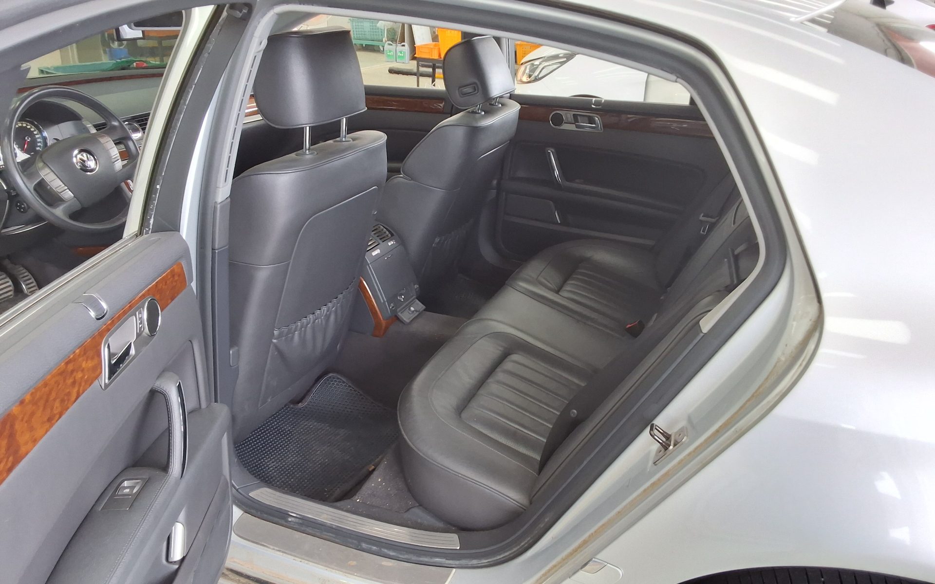 Volkswagen Other - 11