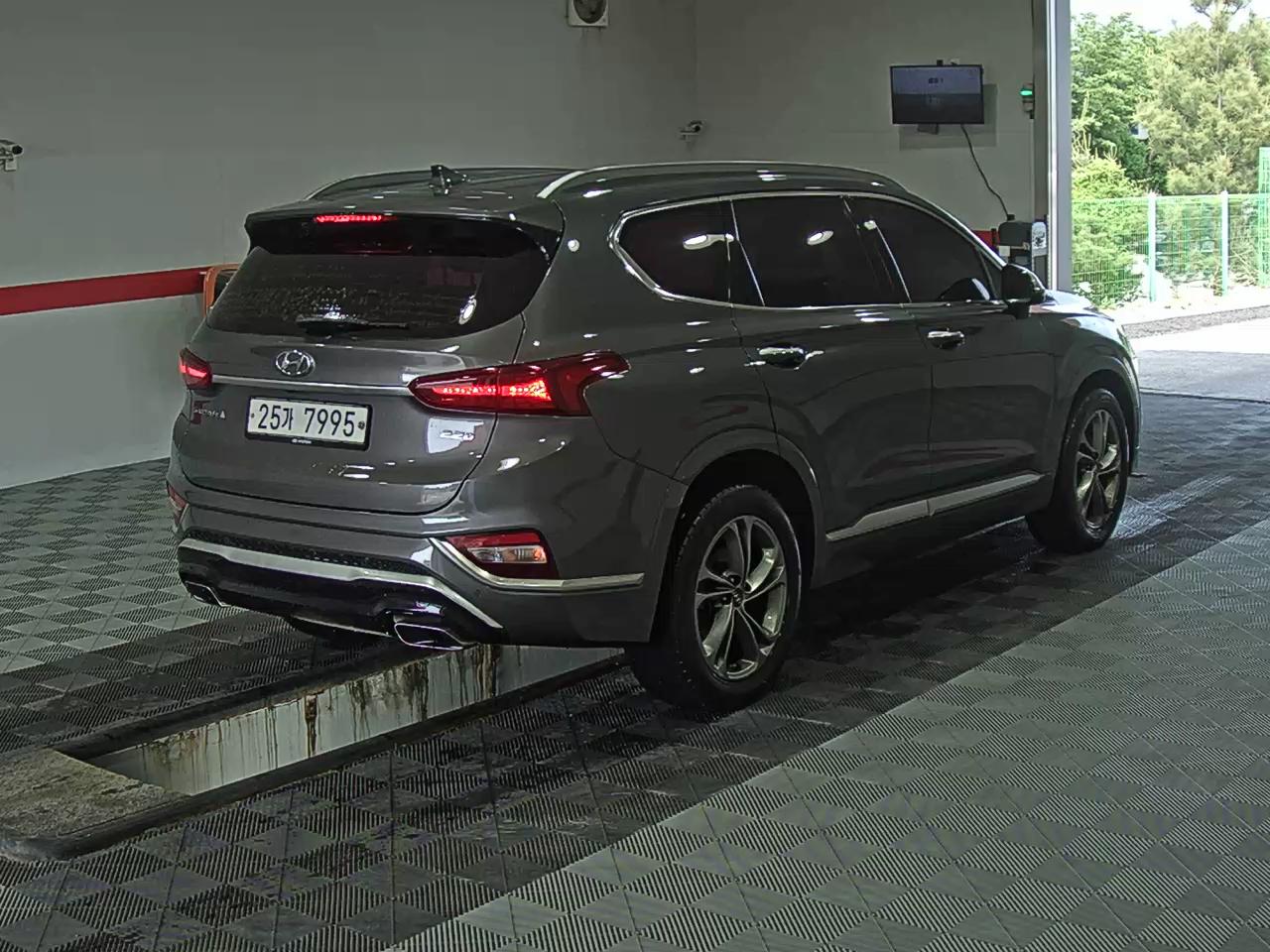 2019 - hyundai santa fe