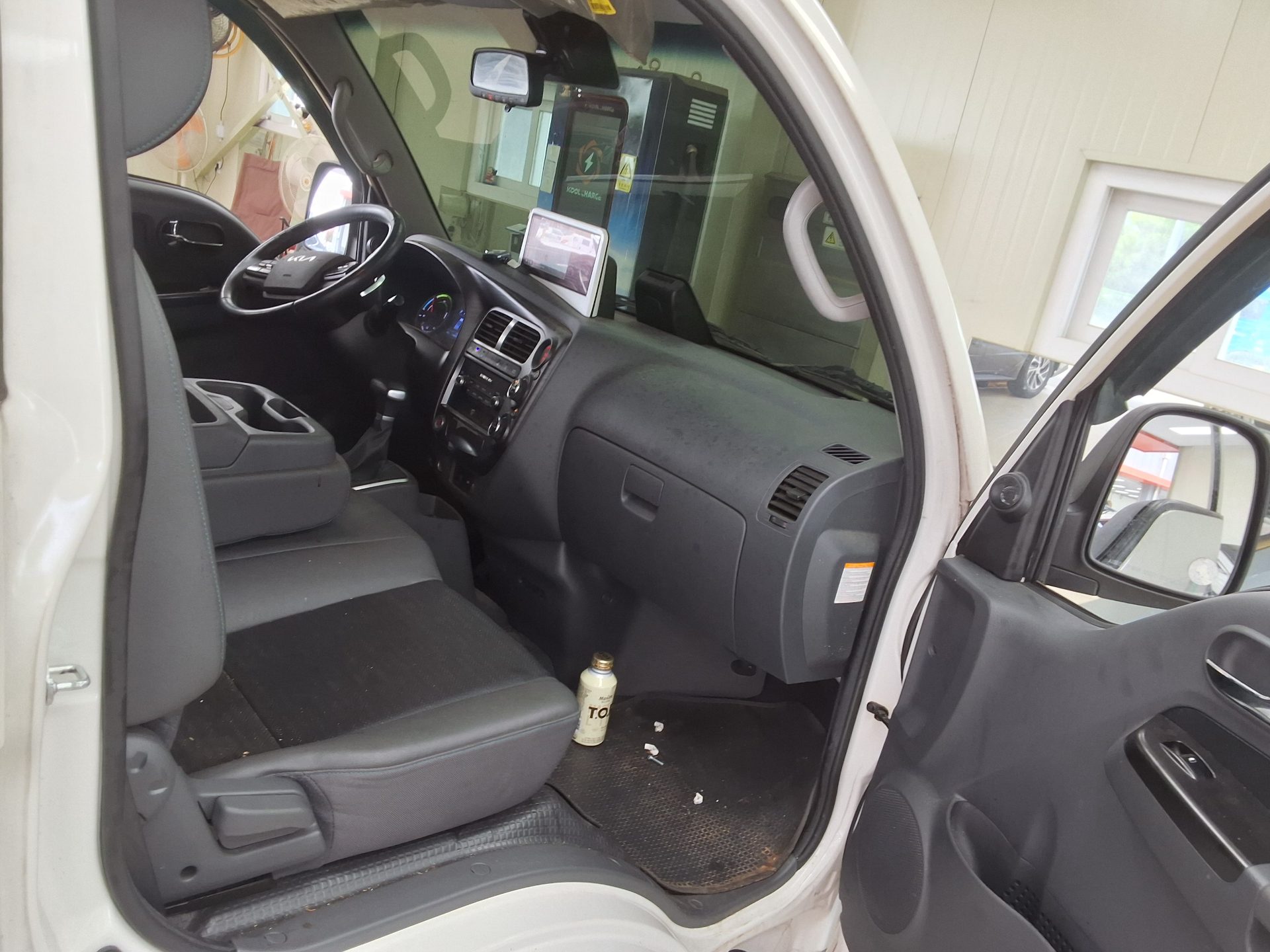 2023 - kia bongo