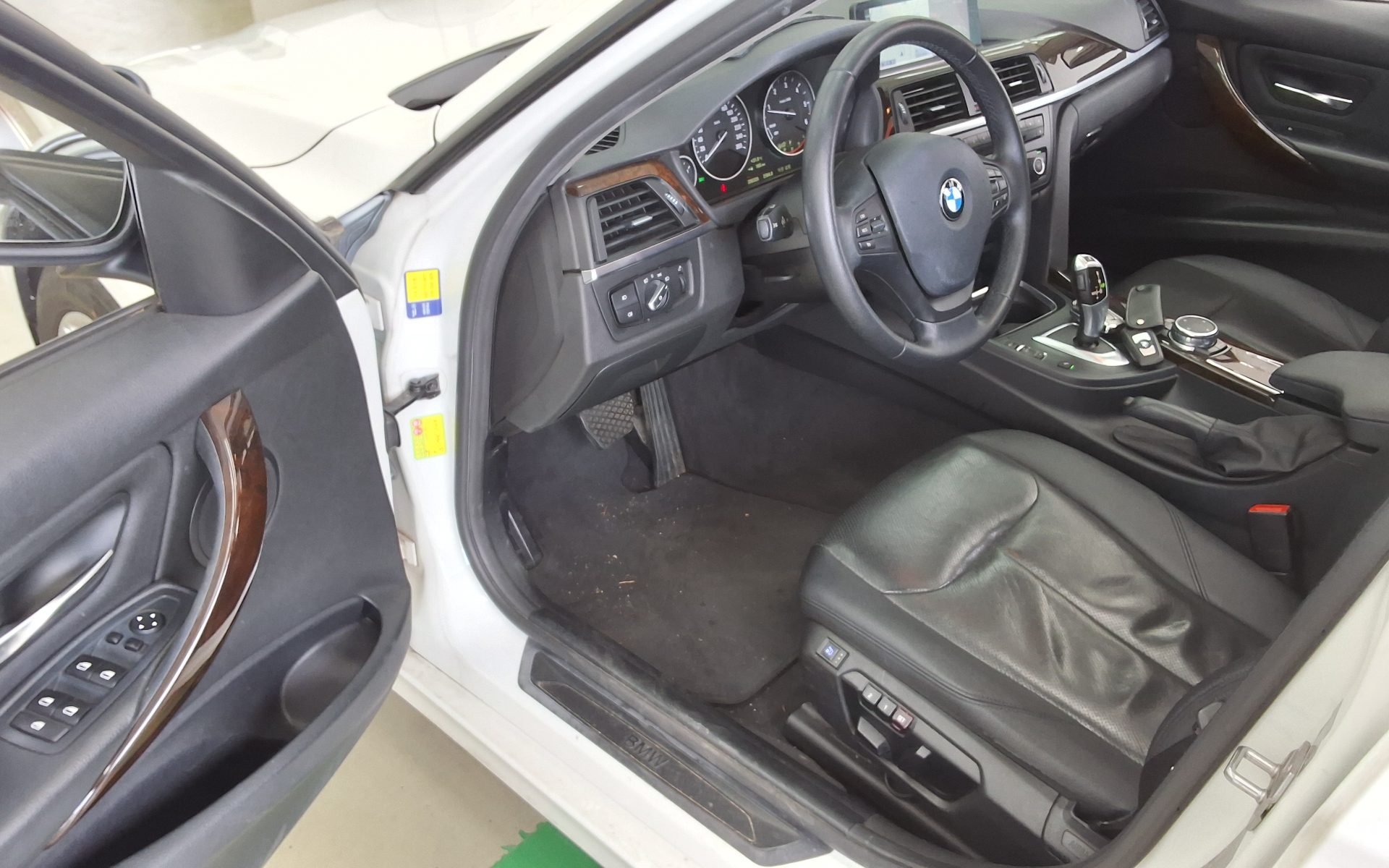 BMW 3 시리즈 - 9