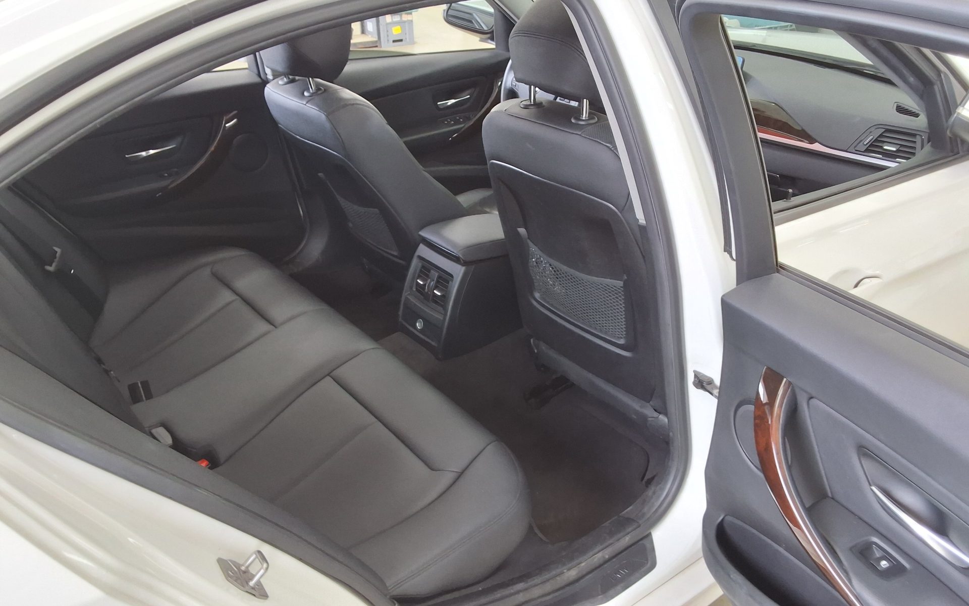 BMW 3 시리즈 - 12