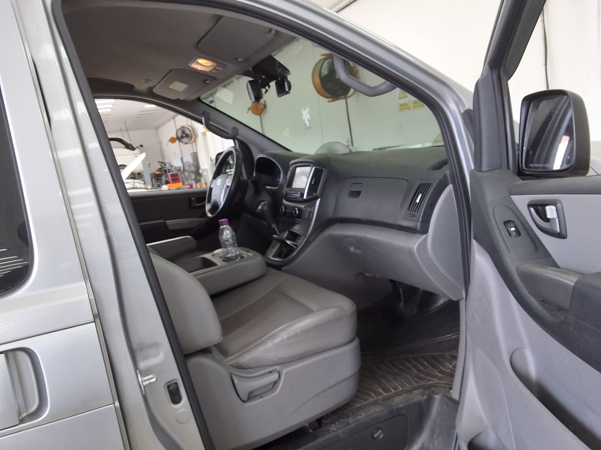2020 - hyundai grand starex
