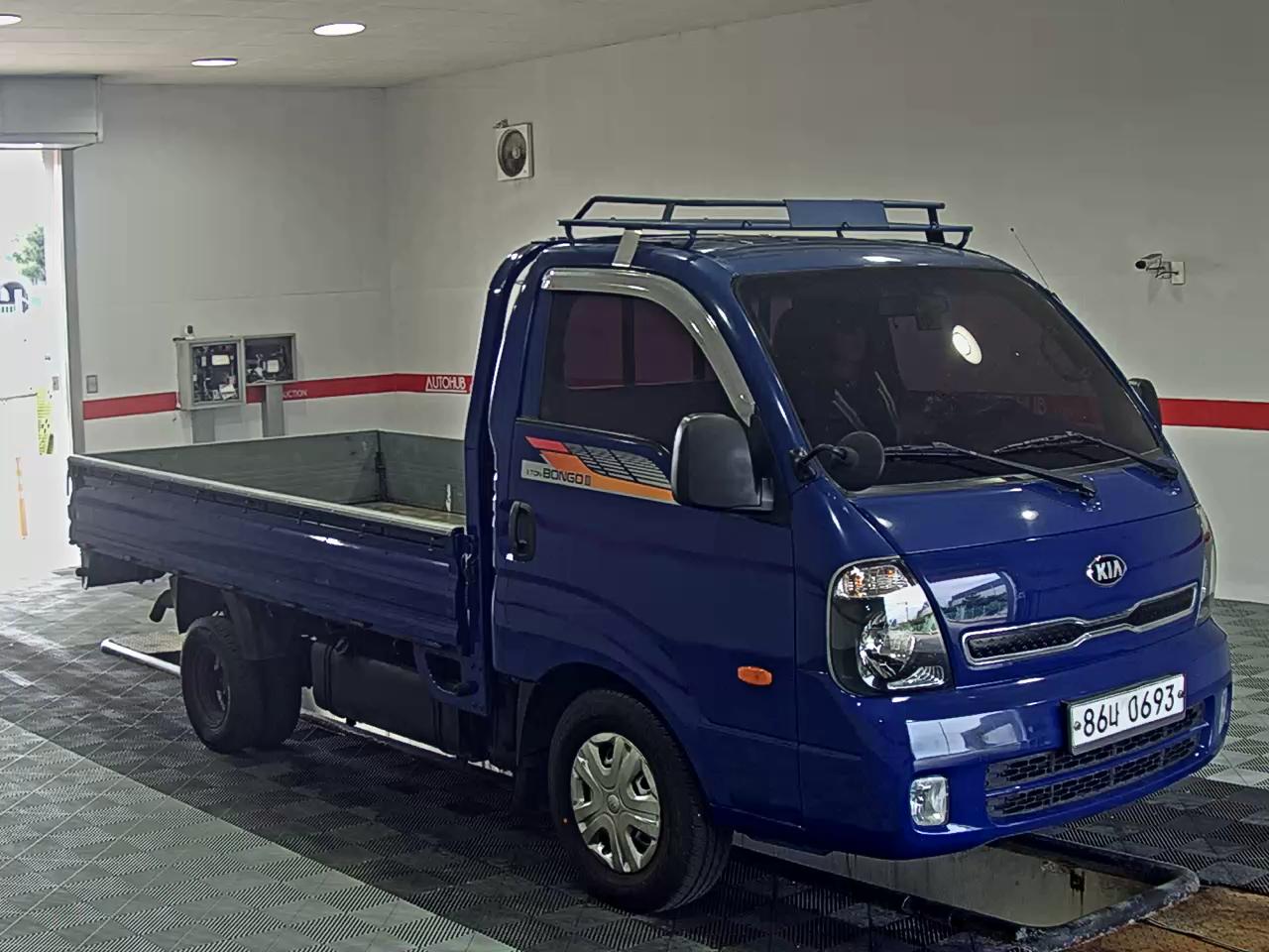 2017 - kia bongo