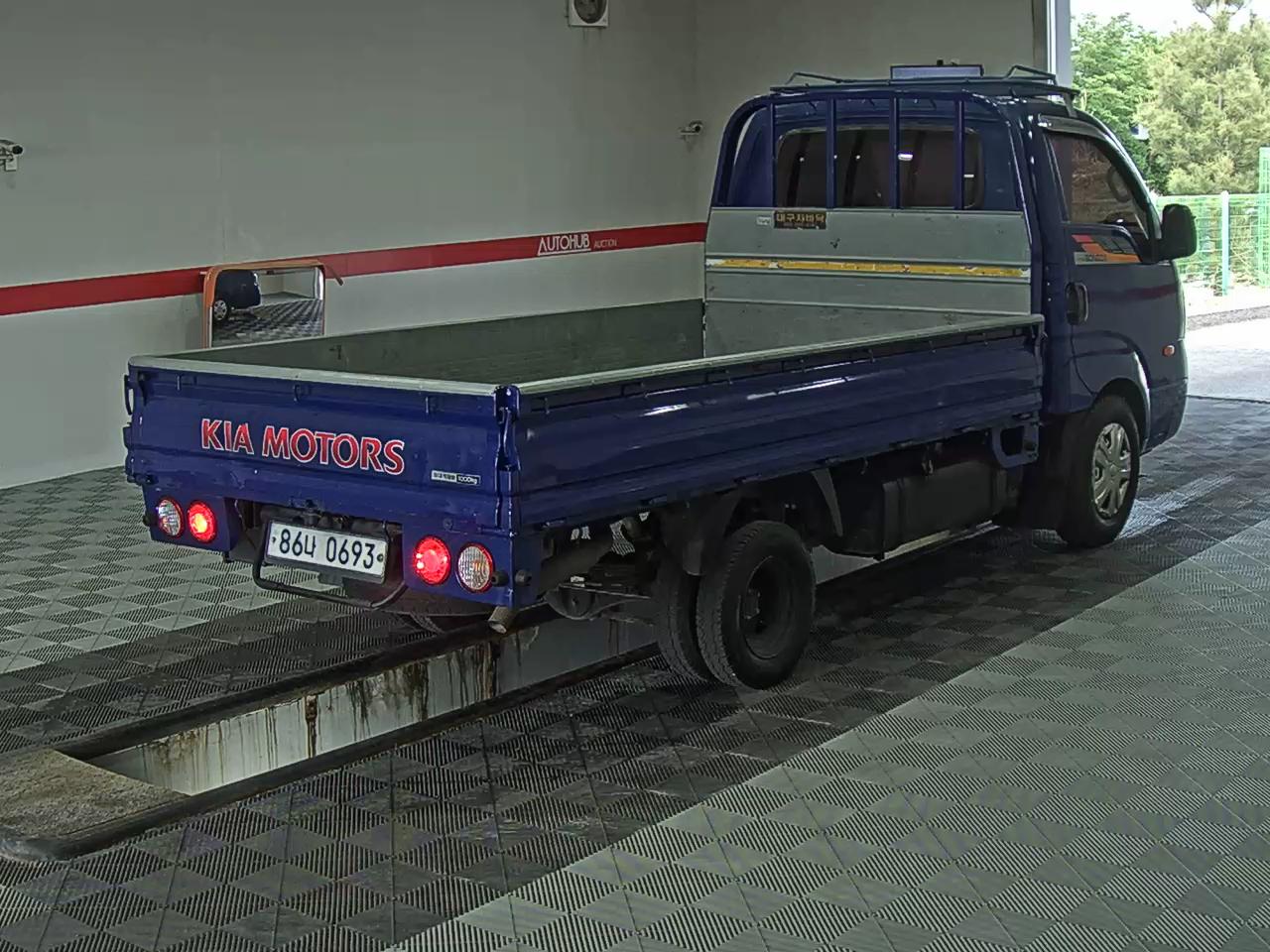 2017 - kia bongo