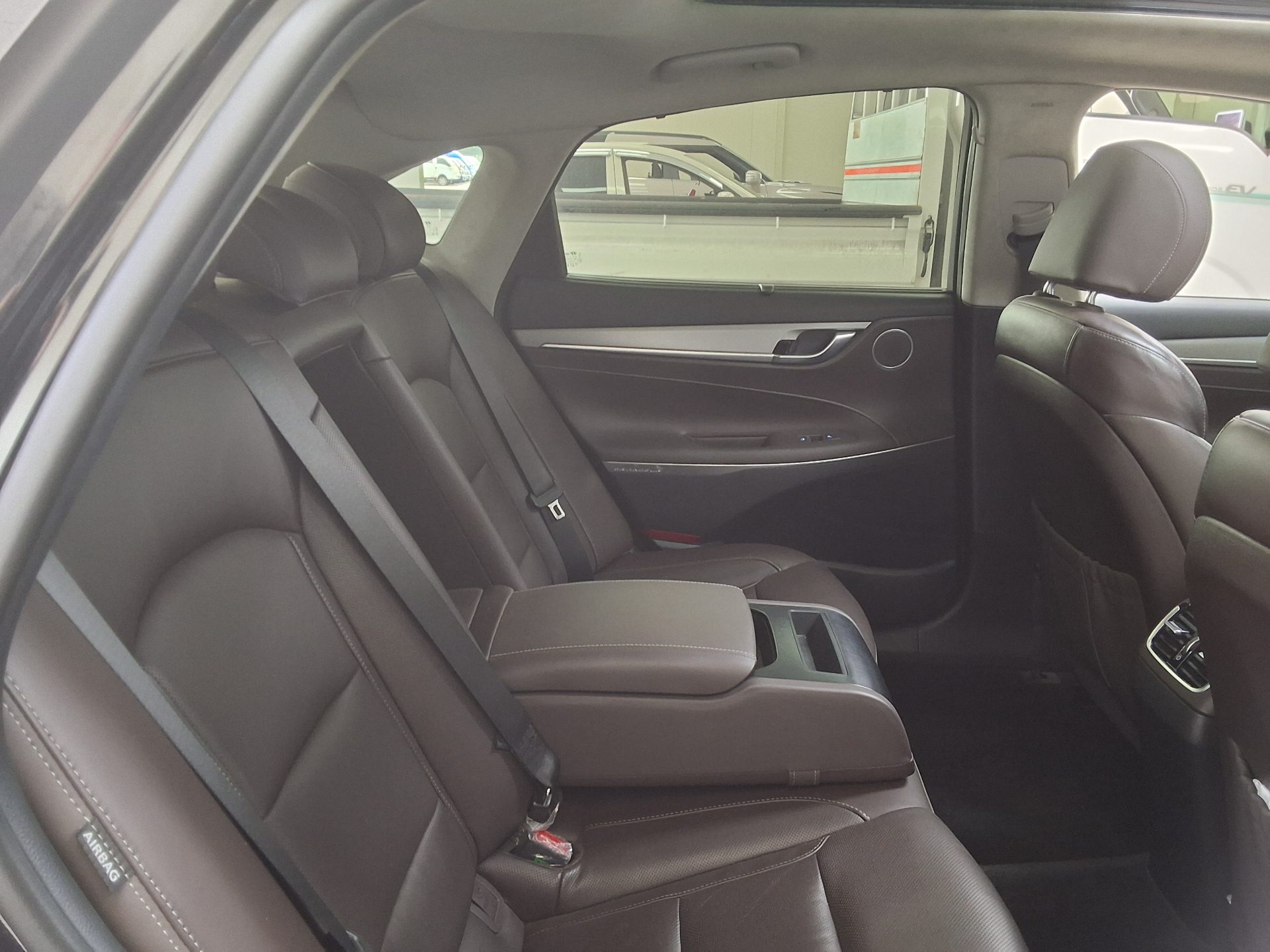 2019 - hyundai grandeur