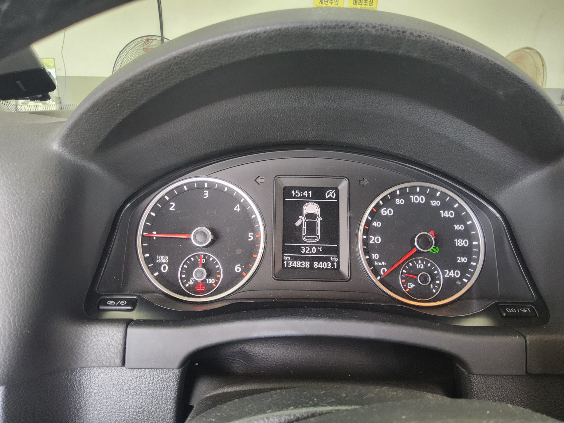 2016 - volkswagen tiguan