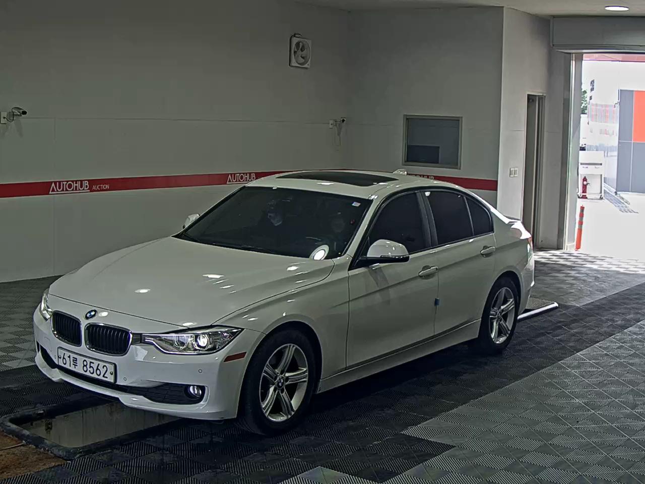 BMW 3 시리즈 - 1