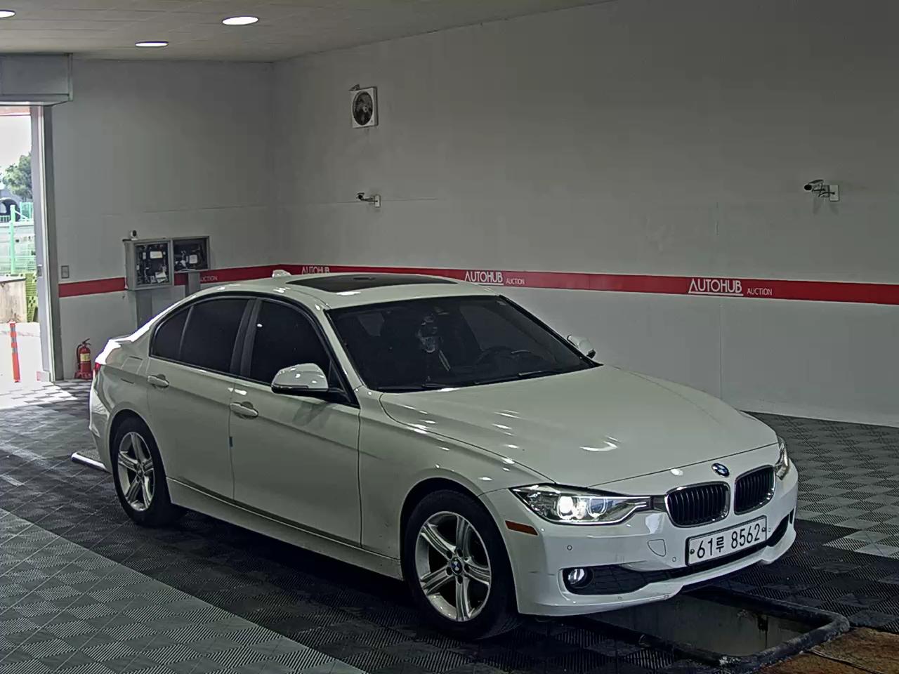 BMW 3 시리즈 - 2