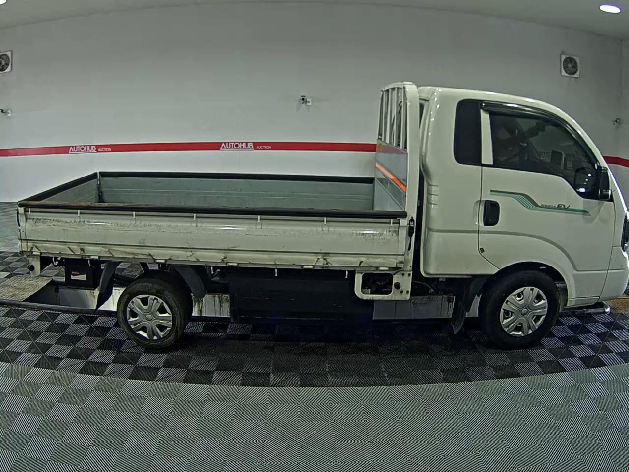 2023 - kia bongo