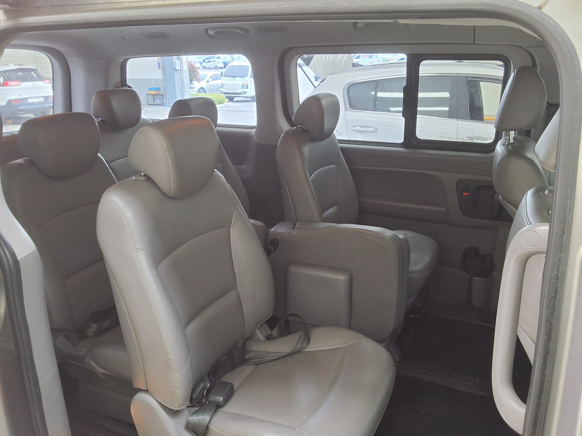 2015 - hyundai grand starex