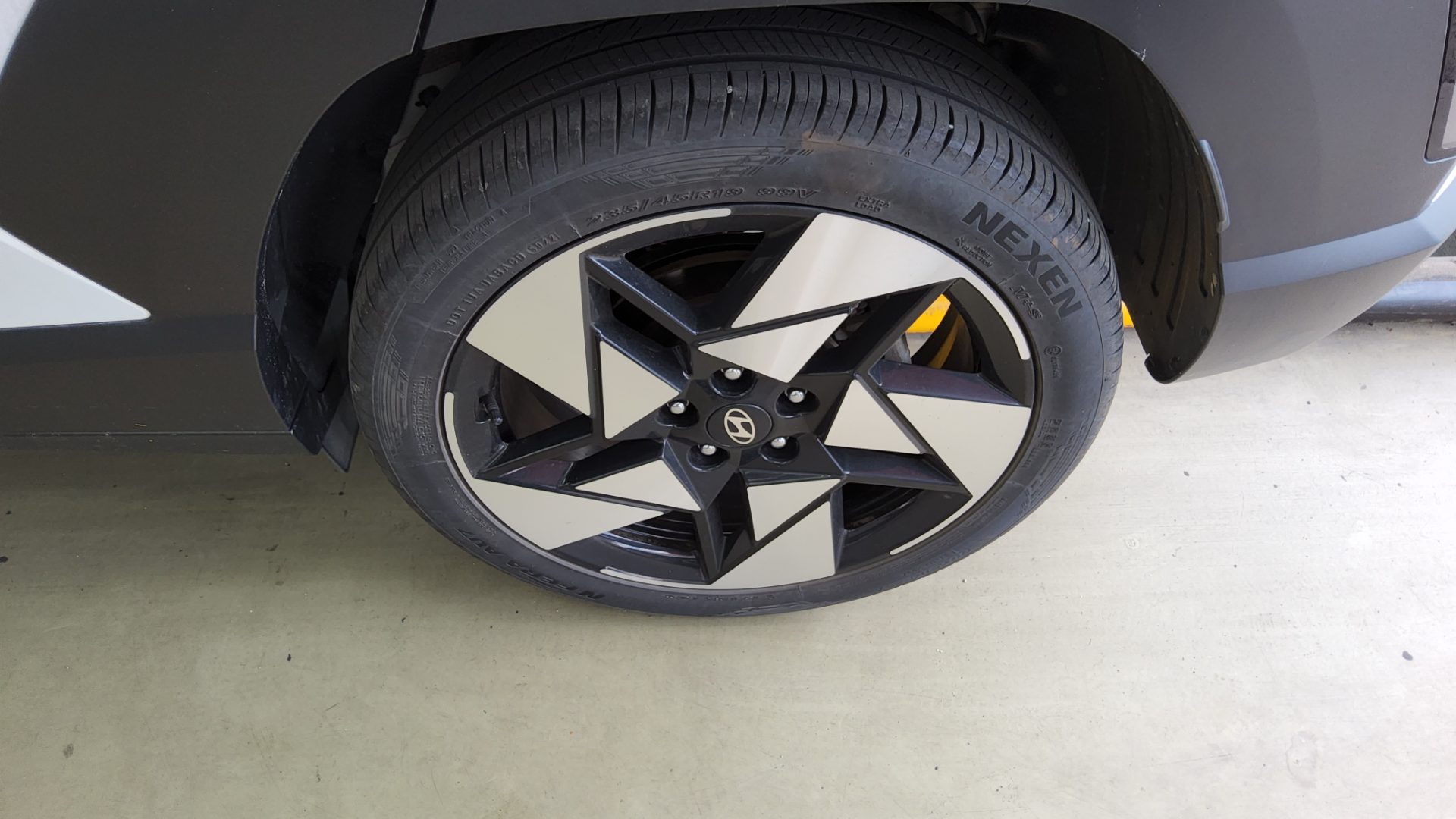 2023 - hyundai kona
