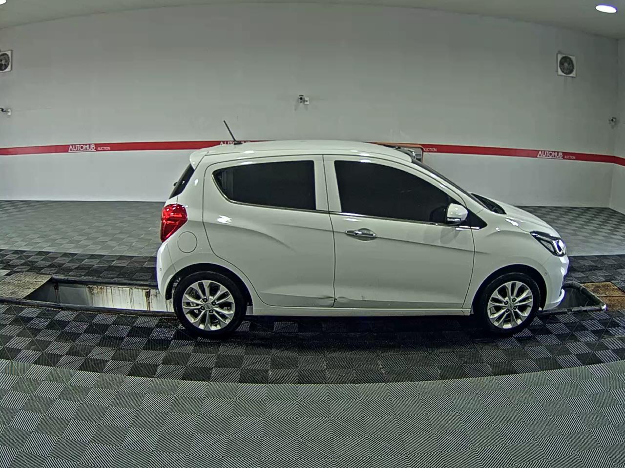 2020 - chevrolet spark