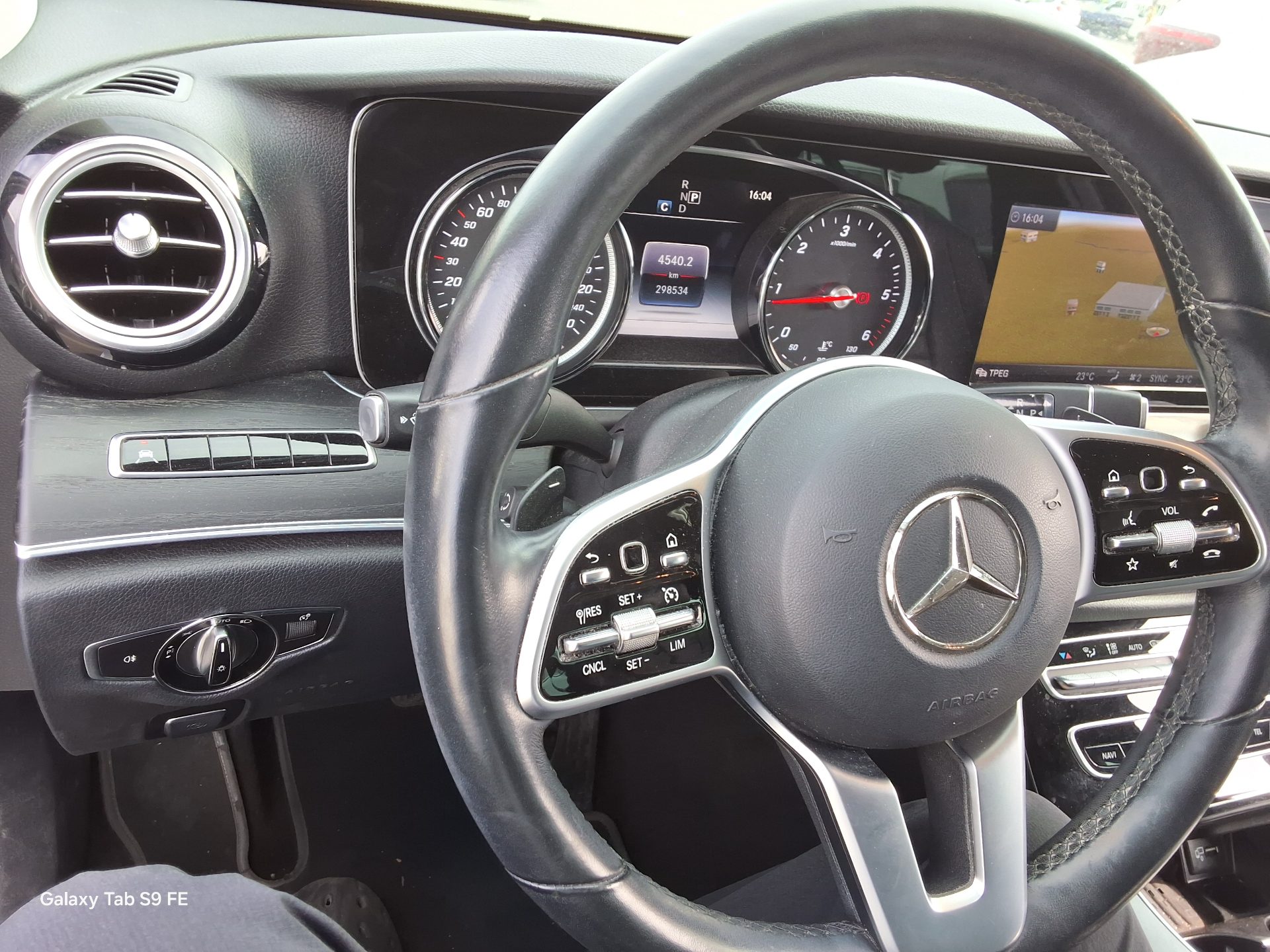 2019 - mercedes-benz e220d