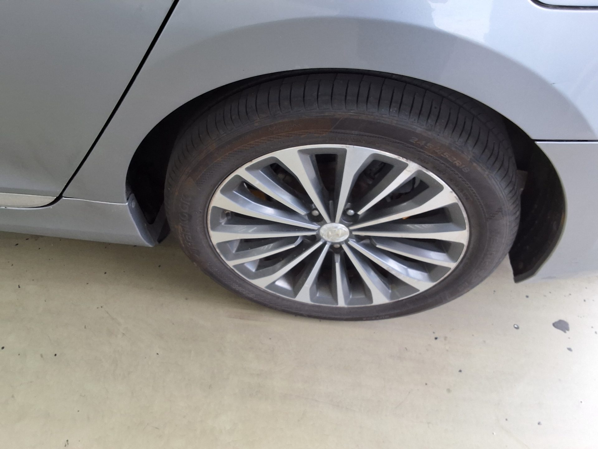 Hyundai Grandeur - 19