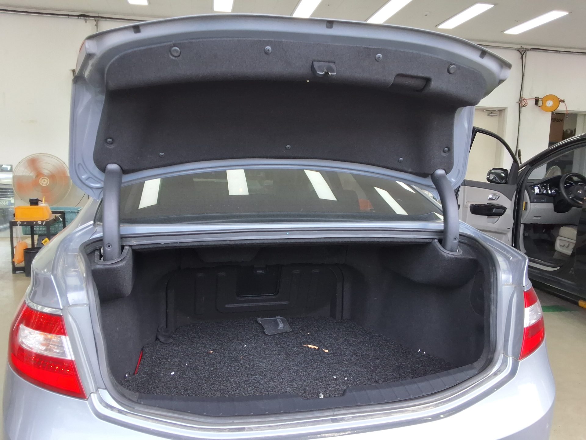Hyundai Grandeur - 15